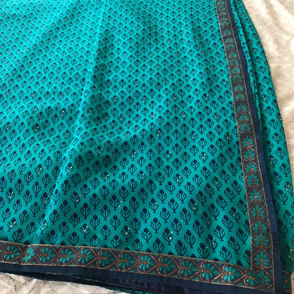 Saree - Picture 4 of 6